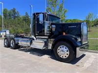 2025 Kenworth W900L