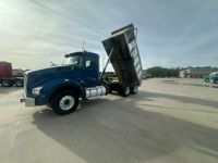 Used 2021 Kenworth T880 for Sale