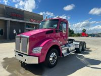 2022 Kenworth T880