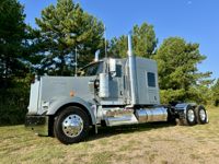 2026 Kenworth W900L