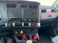 2023 Kenworth T680