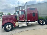 2025 Kenworth W900L