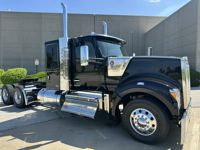 2027 Kenworth W990