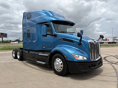 2022 Peterbilt 579
