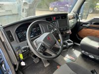 2023 Kenworth T680