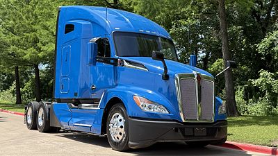 2023 Kenworth T680