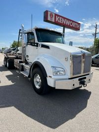 2024 Kenworth T880
