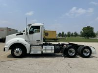 2024 Kenworth T880