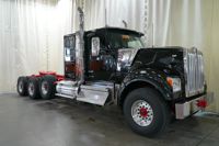 2027 Kenworth W990