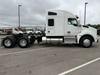 2024 Kenworth T880
