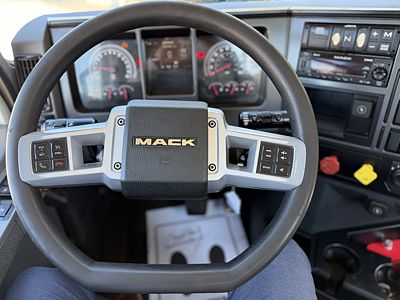 2023 Mack ANTHEM 64T