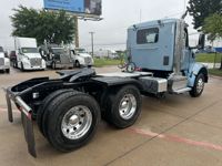 2022 Peterbilt 567