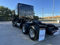 2023 Kenworth T680