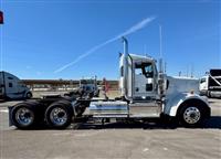 2025 Kenworth W900L