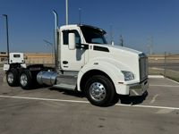 2024 Kenworth T880