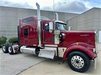 2025 Kenworth W900L