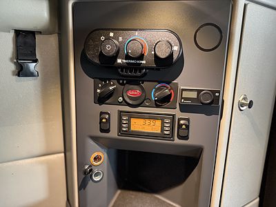 2023 Peterbilt 579