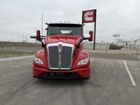 2023 Kenworth T680