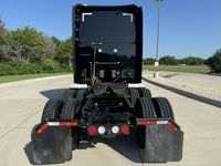 2022 Kenworth T680