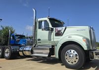 2026 Kenworth W990