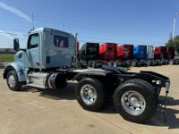 2022 Peterbilt 567
