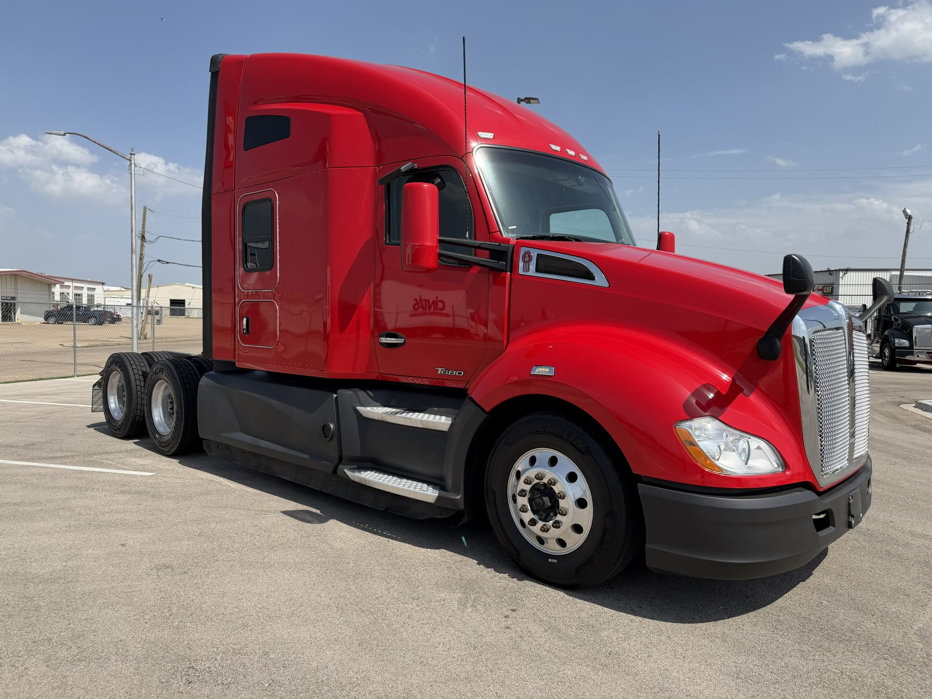 2022 Kenworth T680