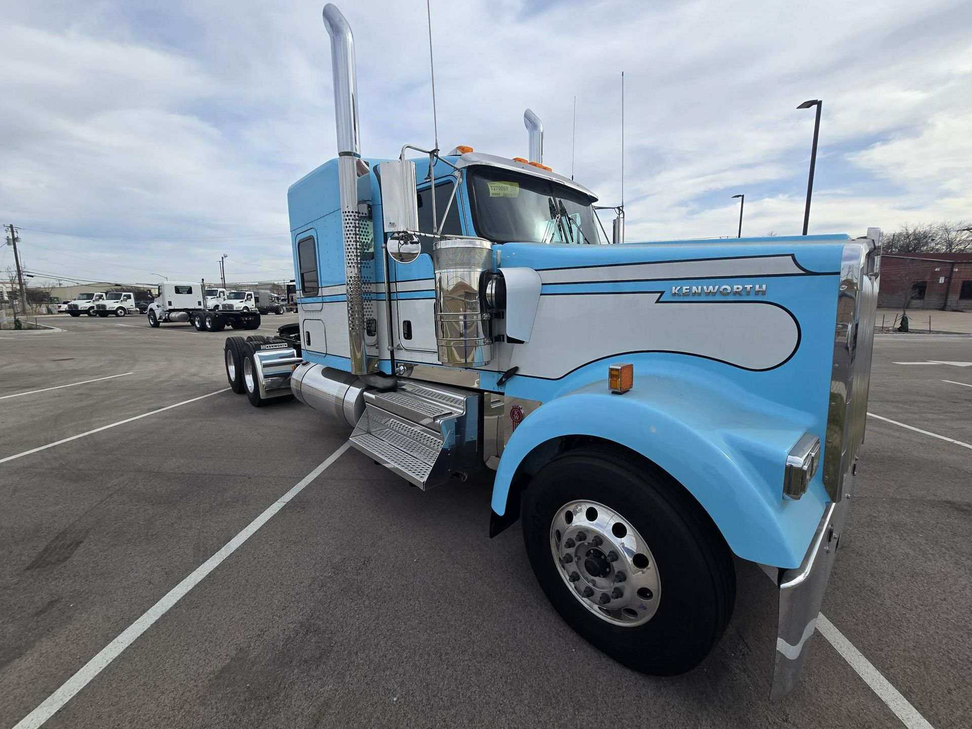2026 Kenworth W900L