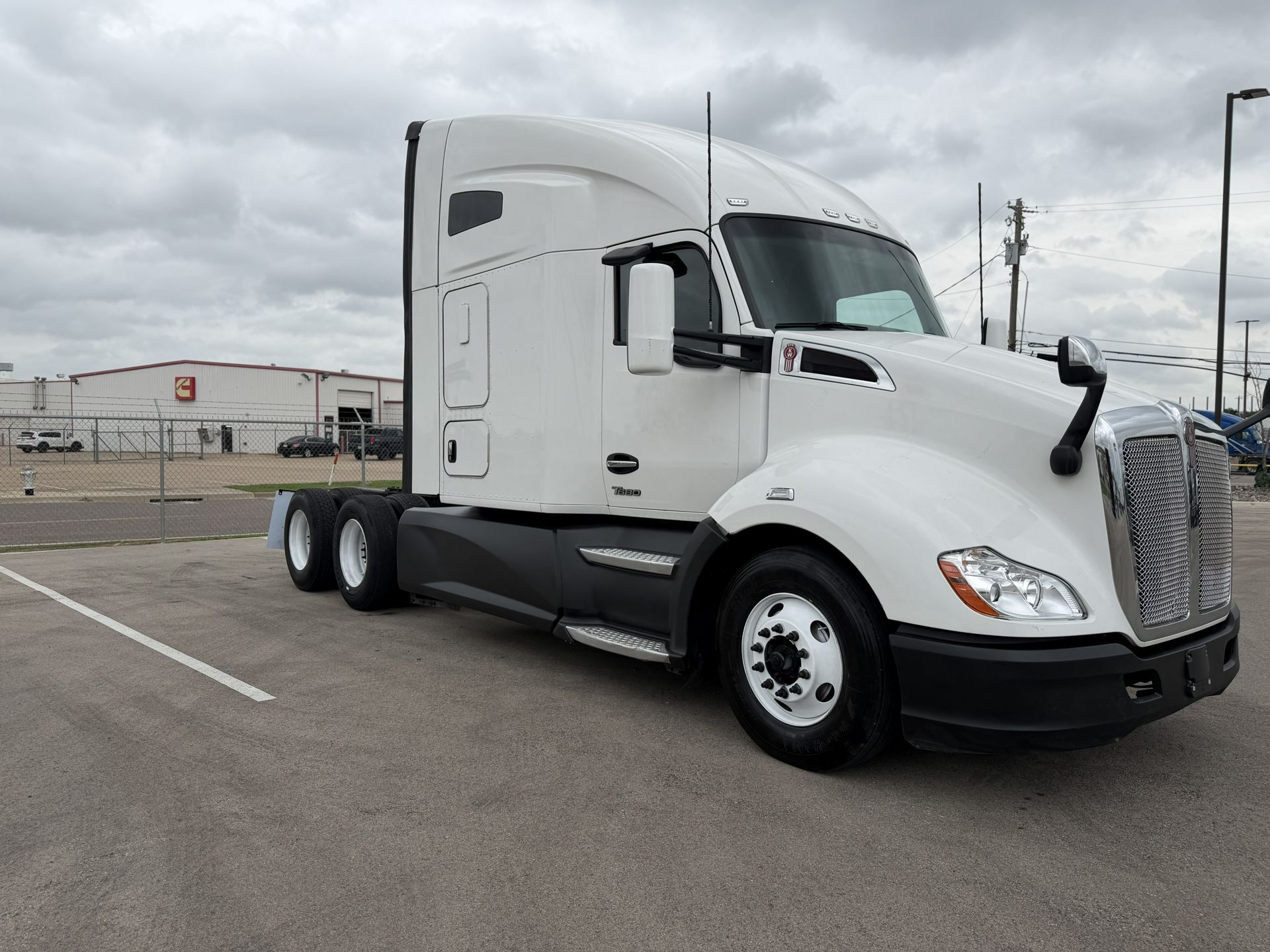 2022 Kenworth T680