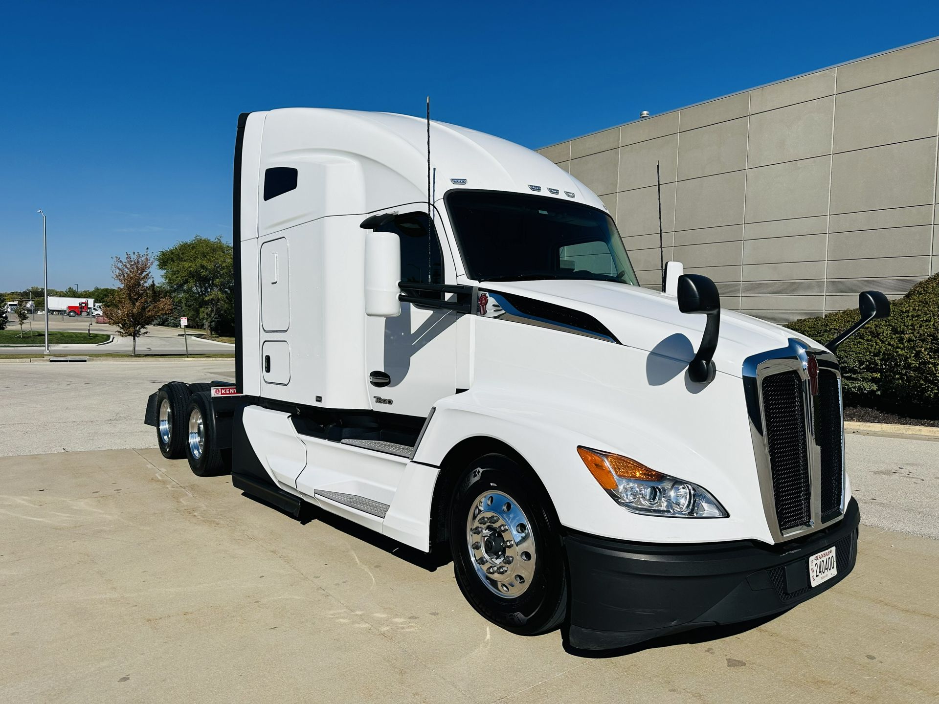 2024 Kenworth T680