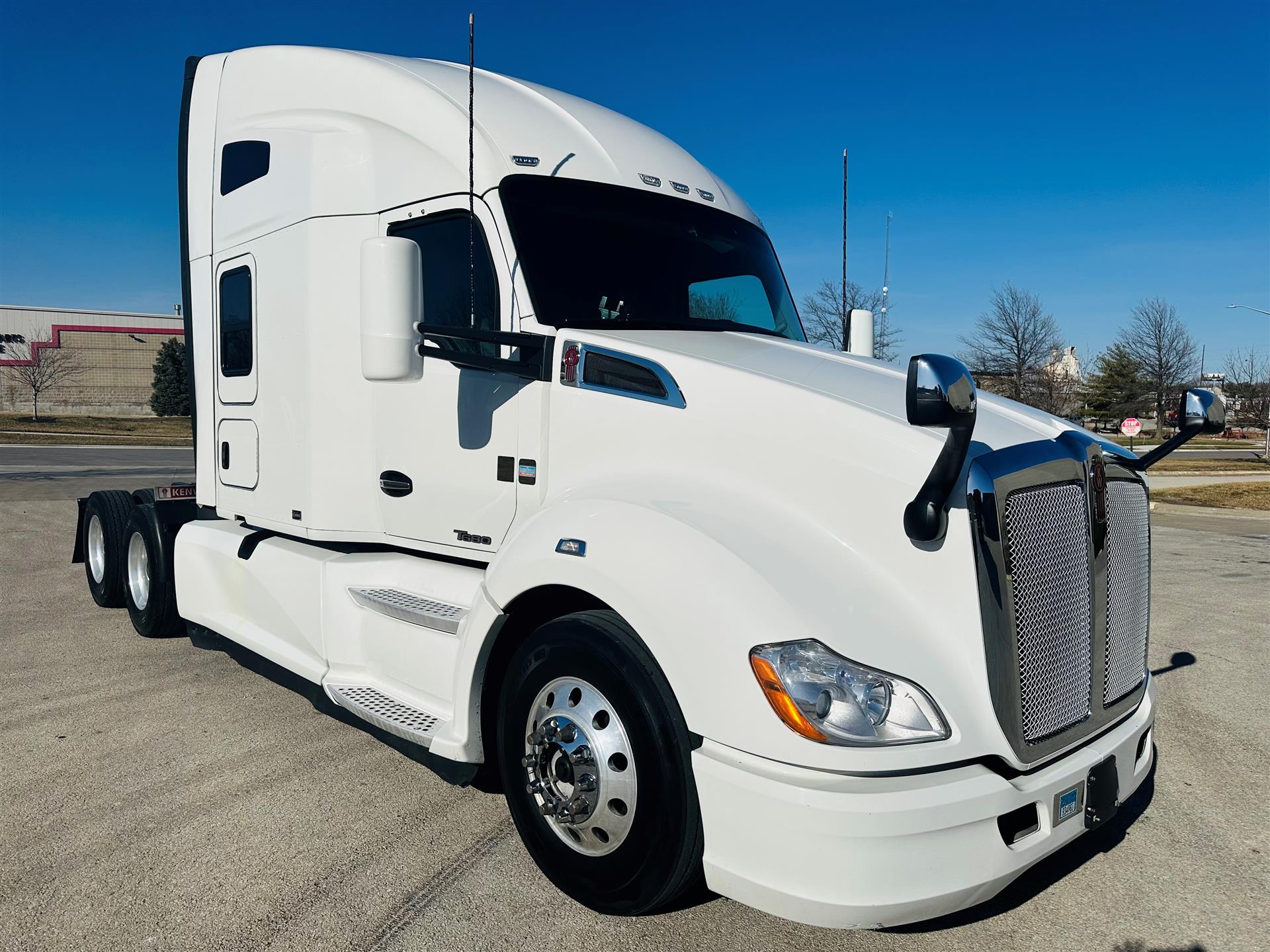 2022 Kenworth T680