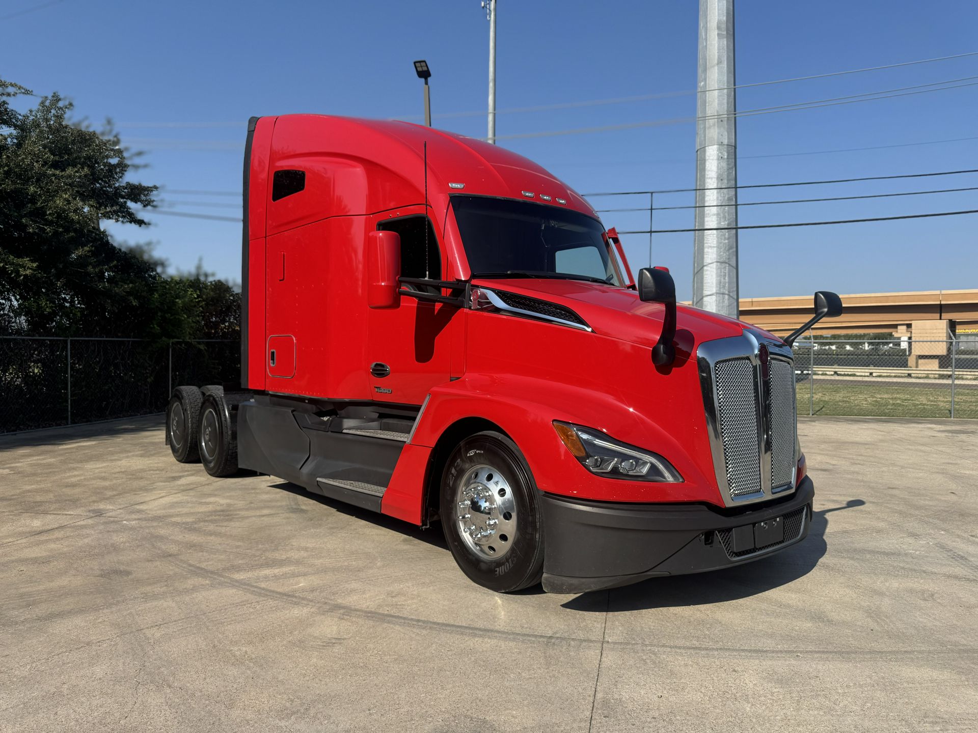 2022 Kenworth T680