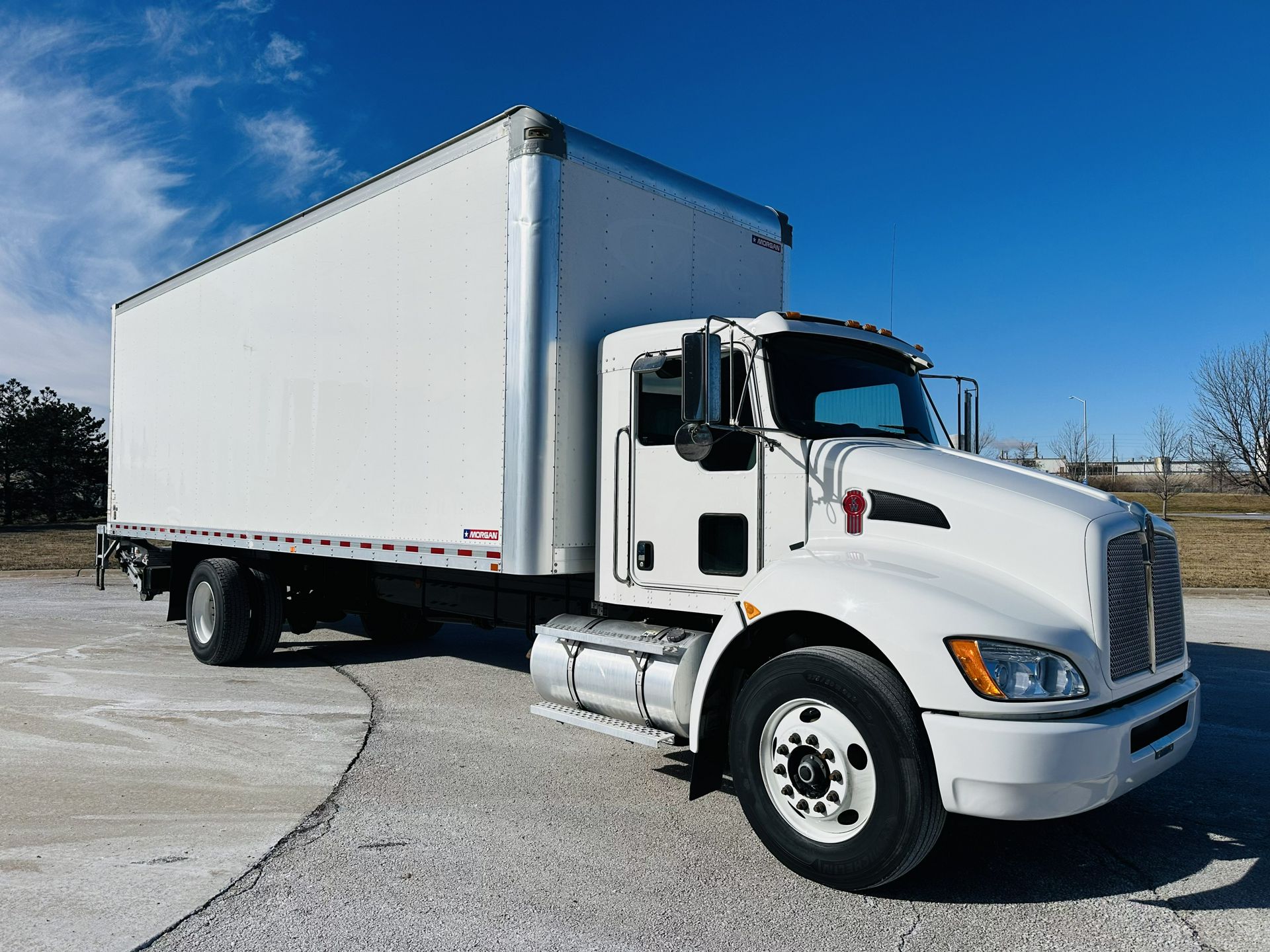 2022 Kenworth T270