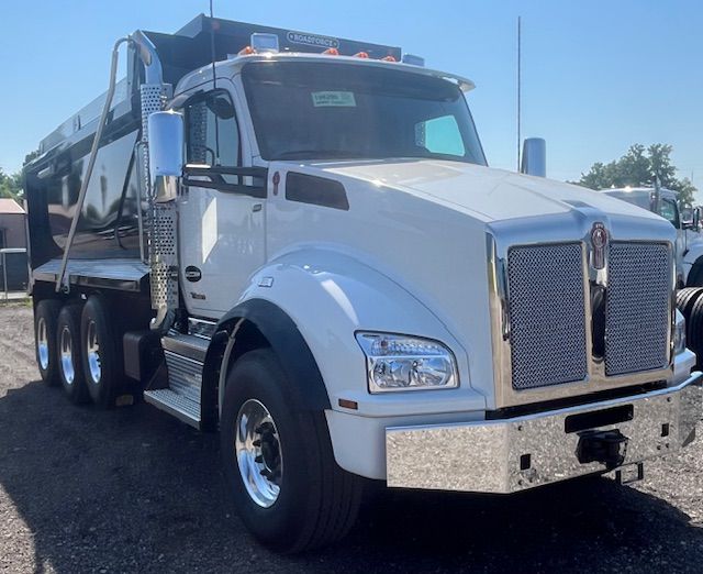 2026 Kenworth T880