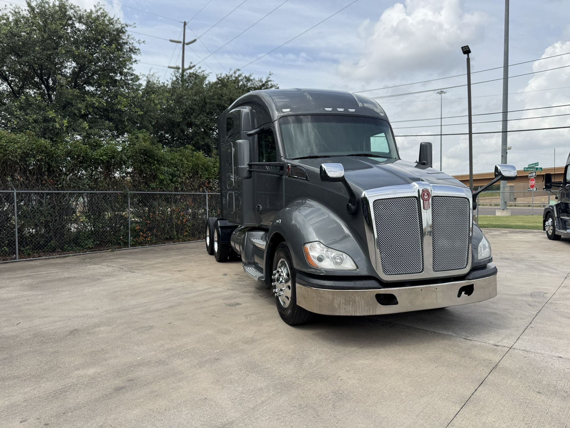2019 Kenworth T680