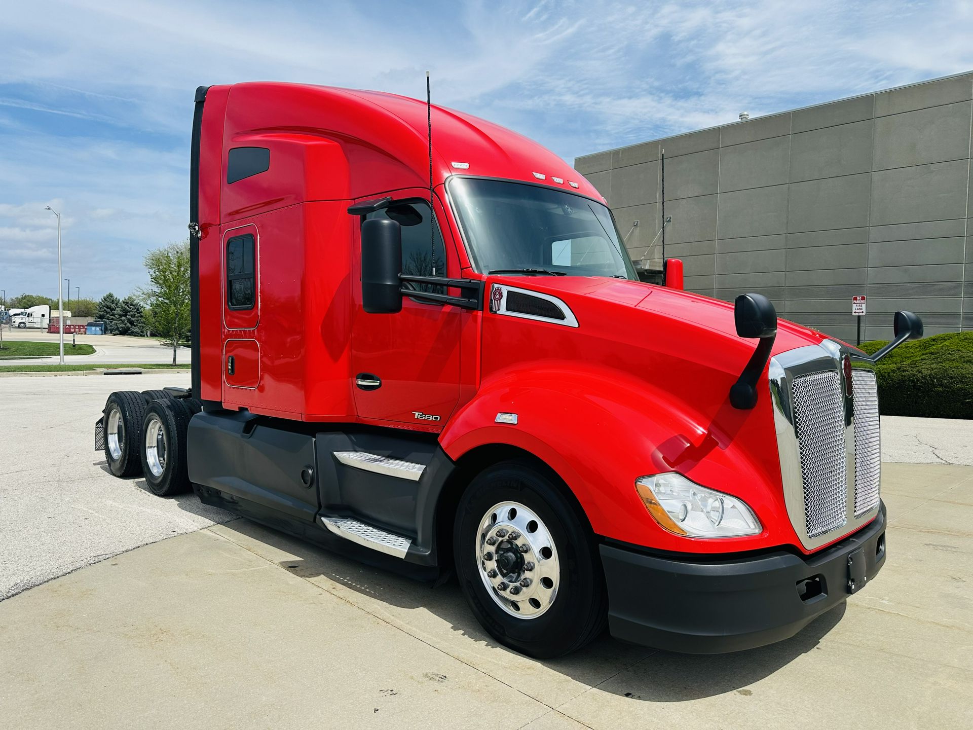 2022 Kenworth T680