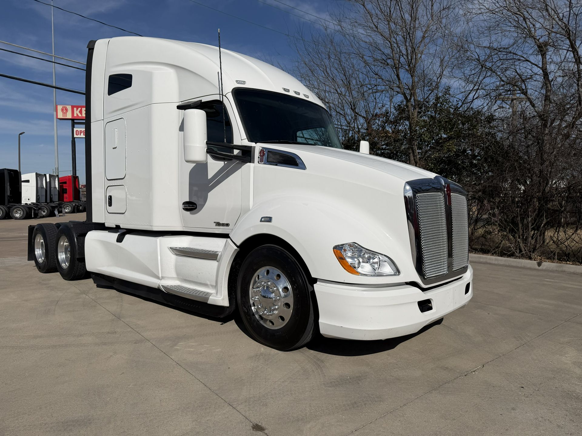 2022 Kenworth T680