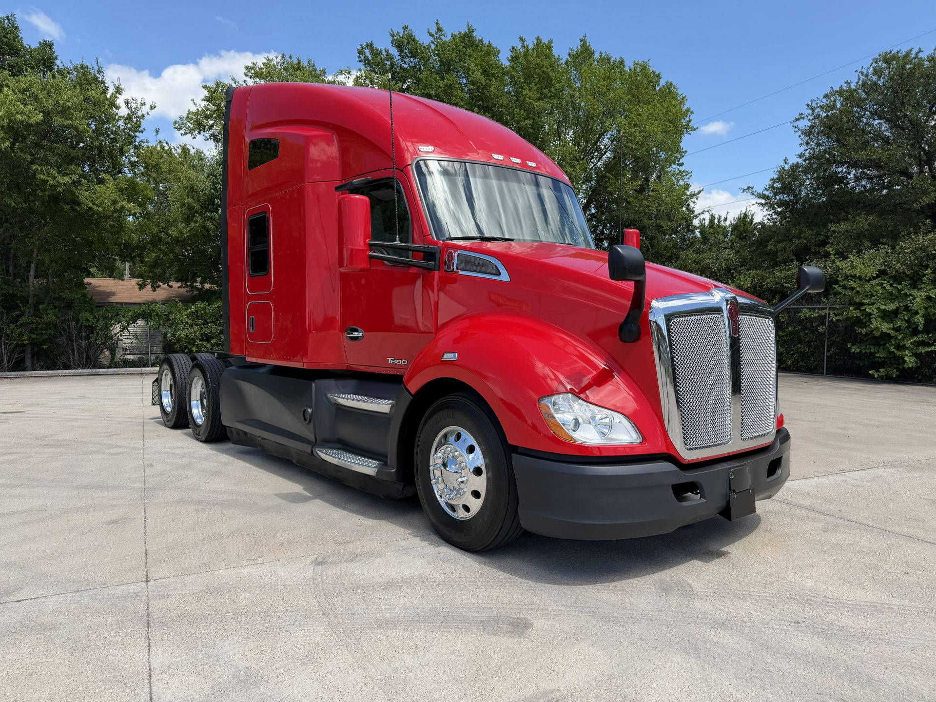 2022 Kenworth T680