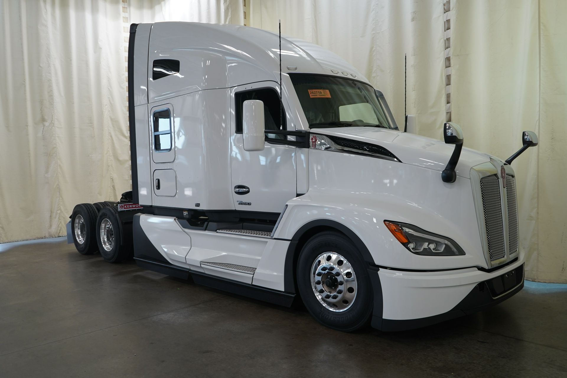 2027 Kenworth T680
