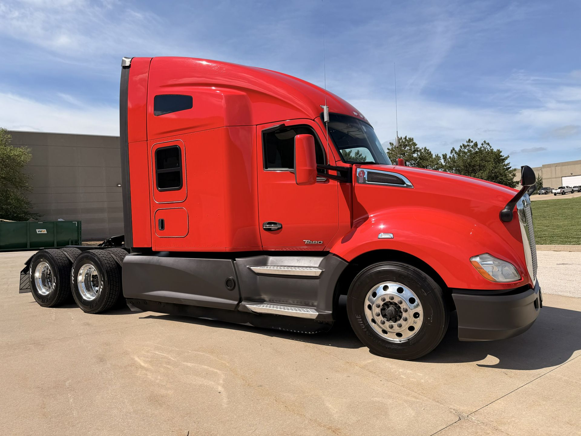 2022 Kenworth T680