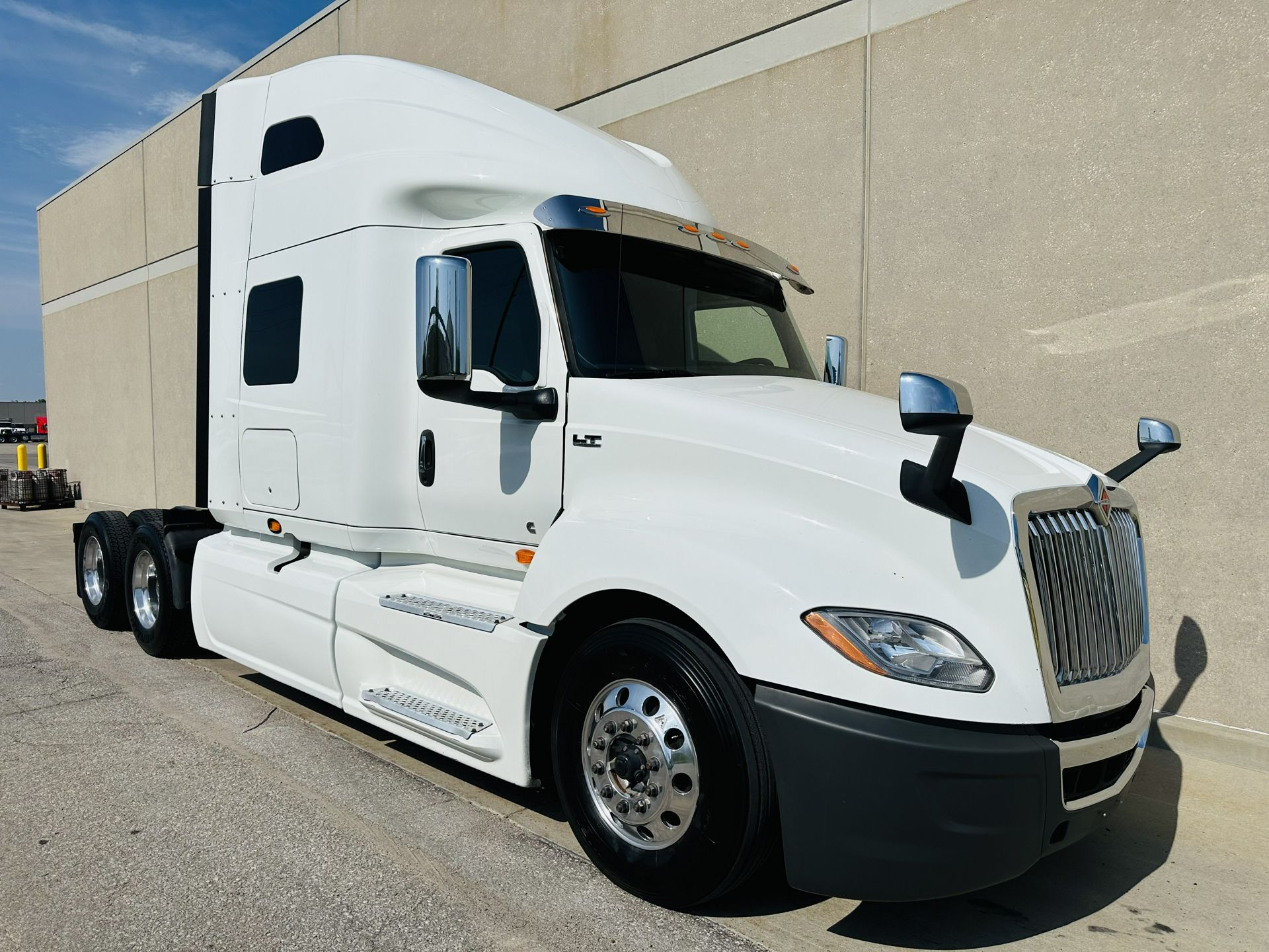 2019 International LT625