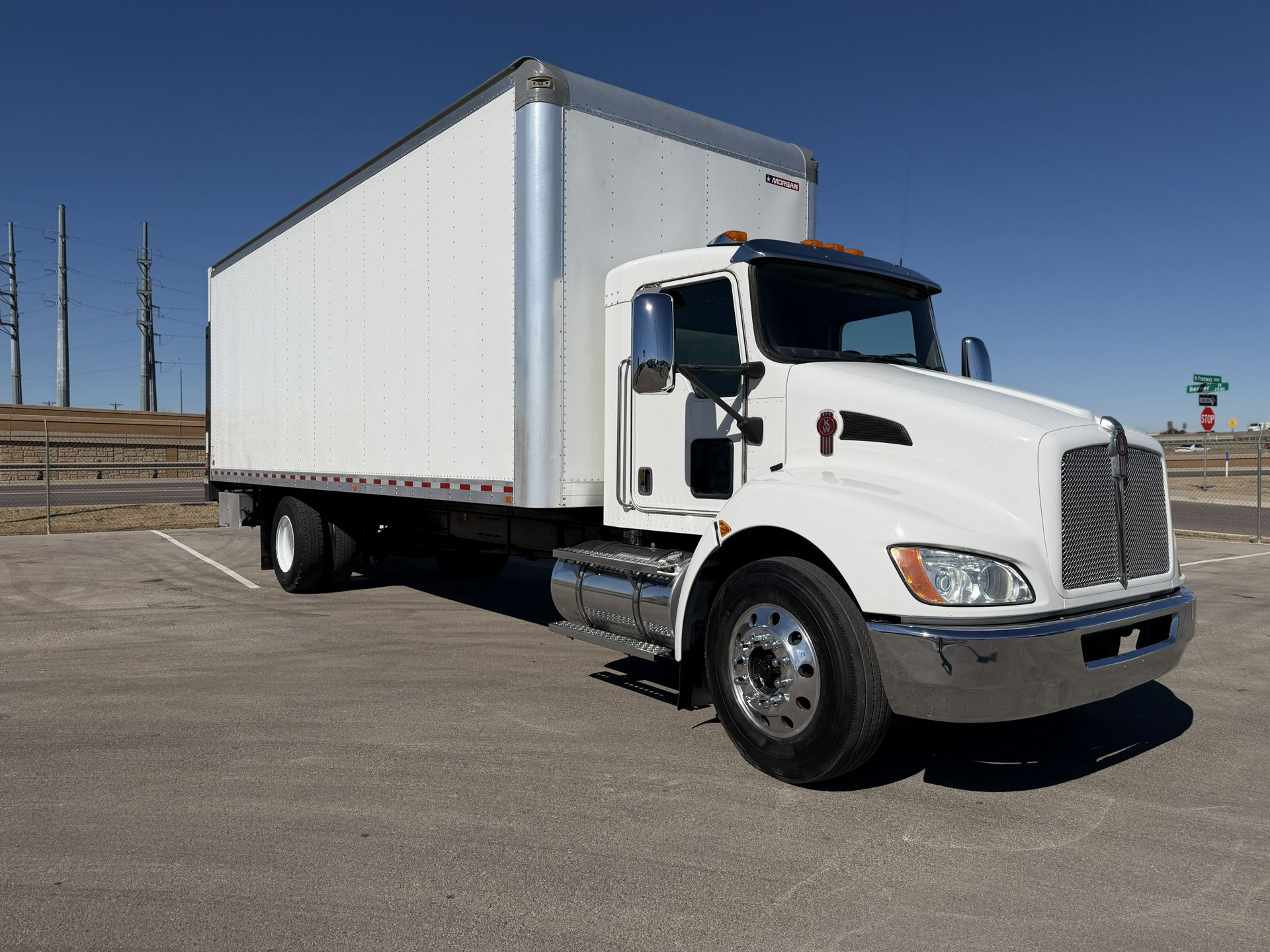 2020 Kenworth T270