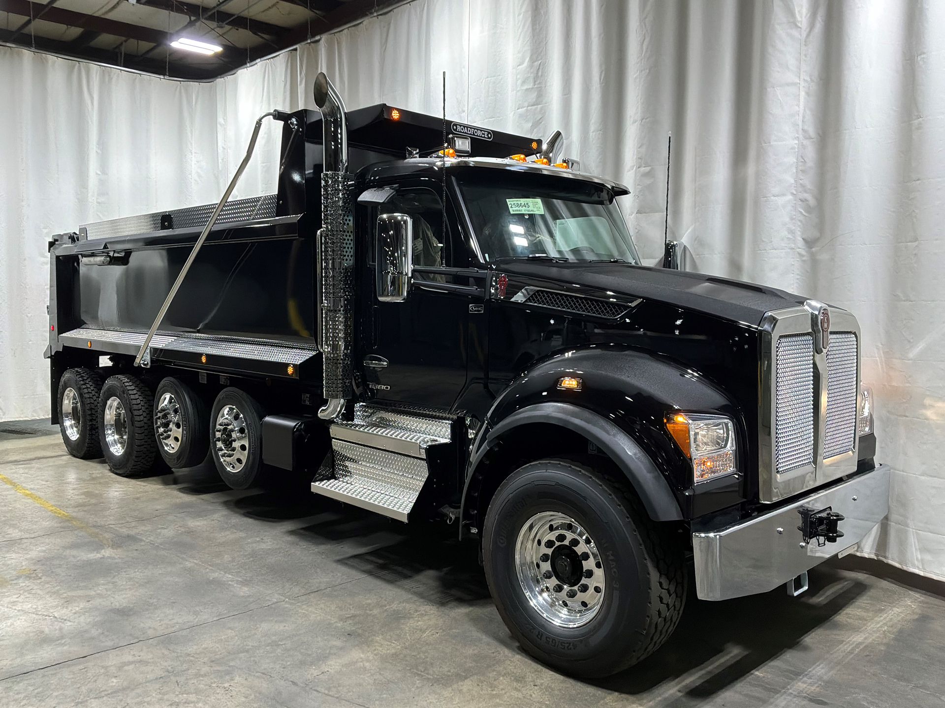 2027 Kenworth T880S PH