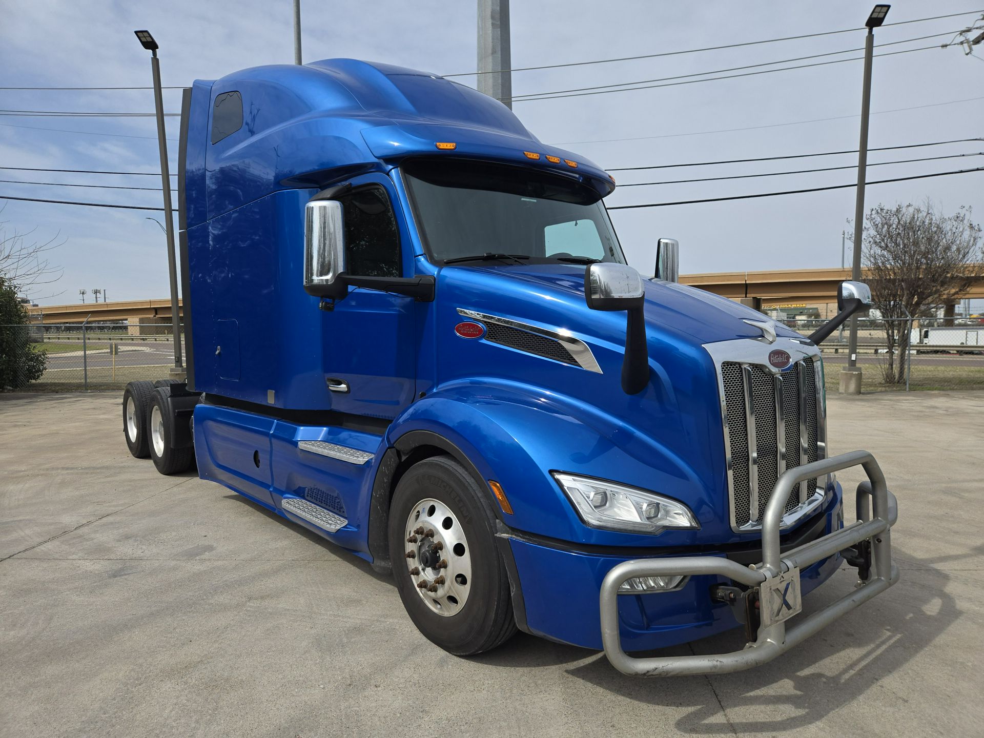 2023 Peterbilt 579