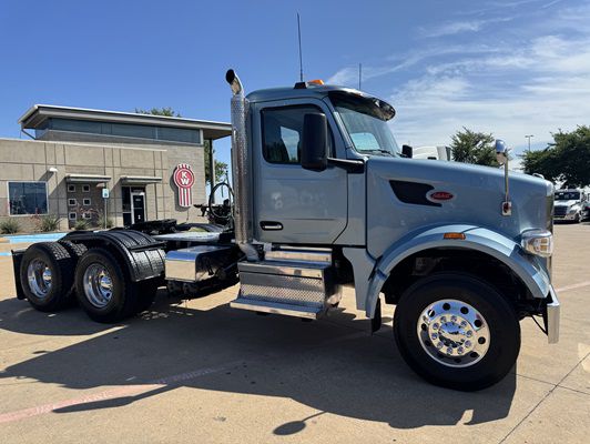 2022 Peterbilt 567