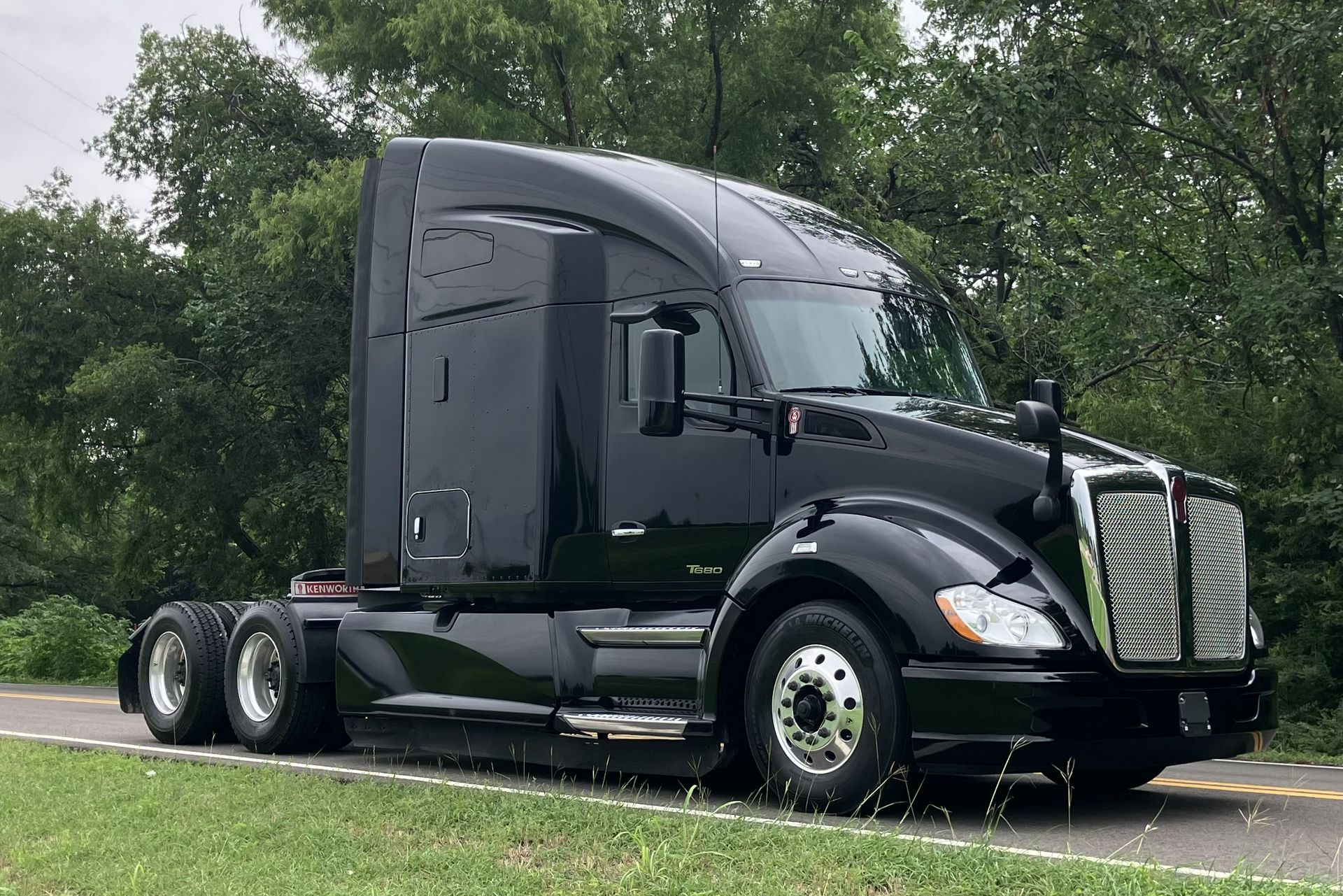 2022 Kenworth T680