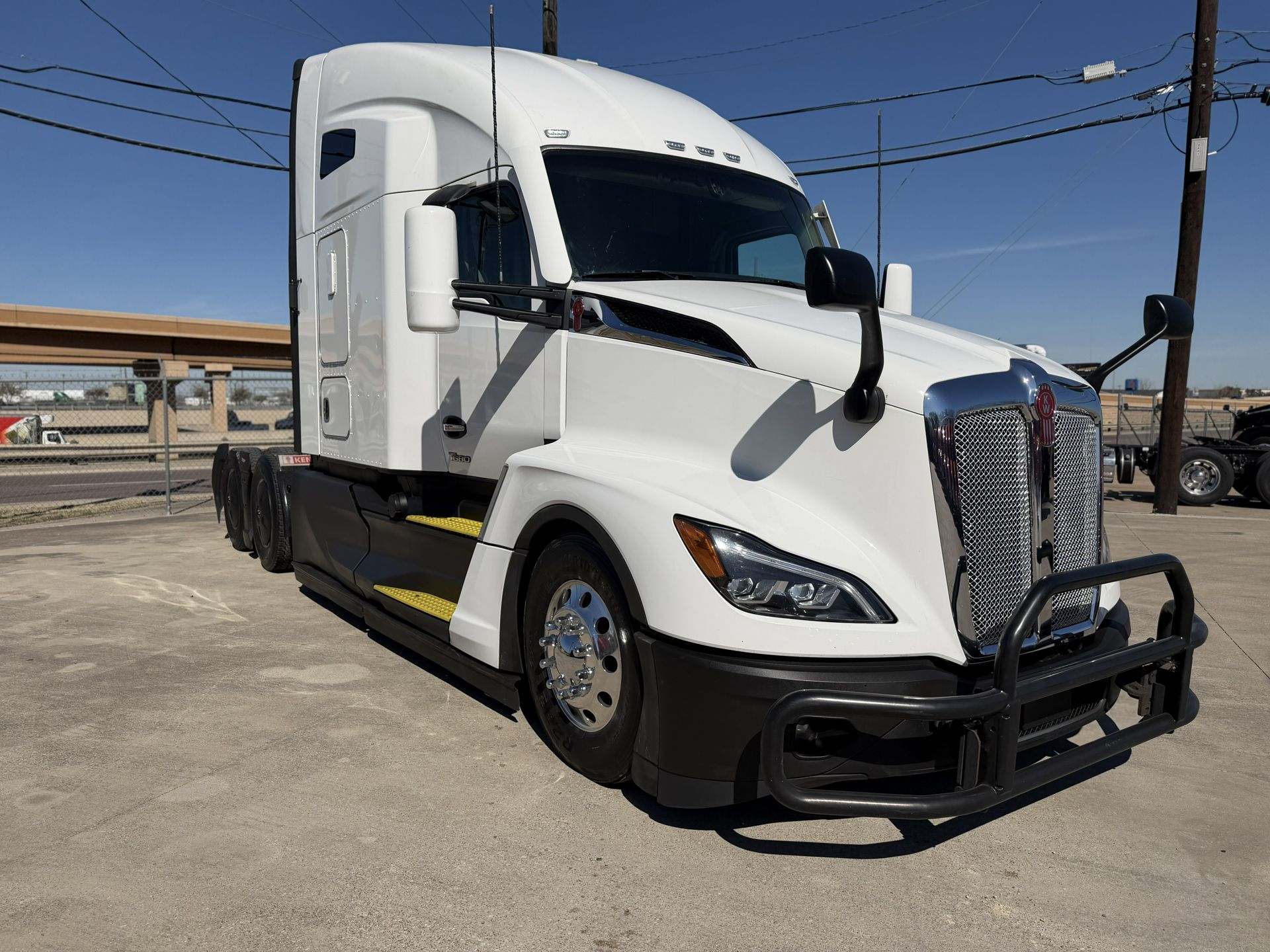 2023 Kenworth T680