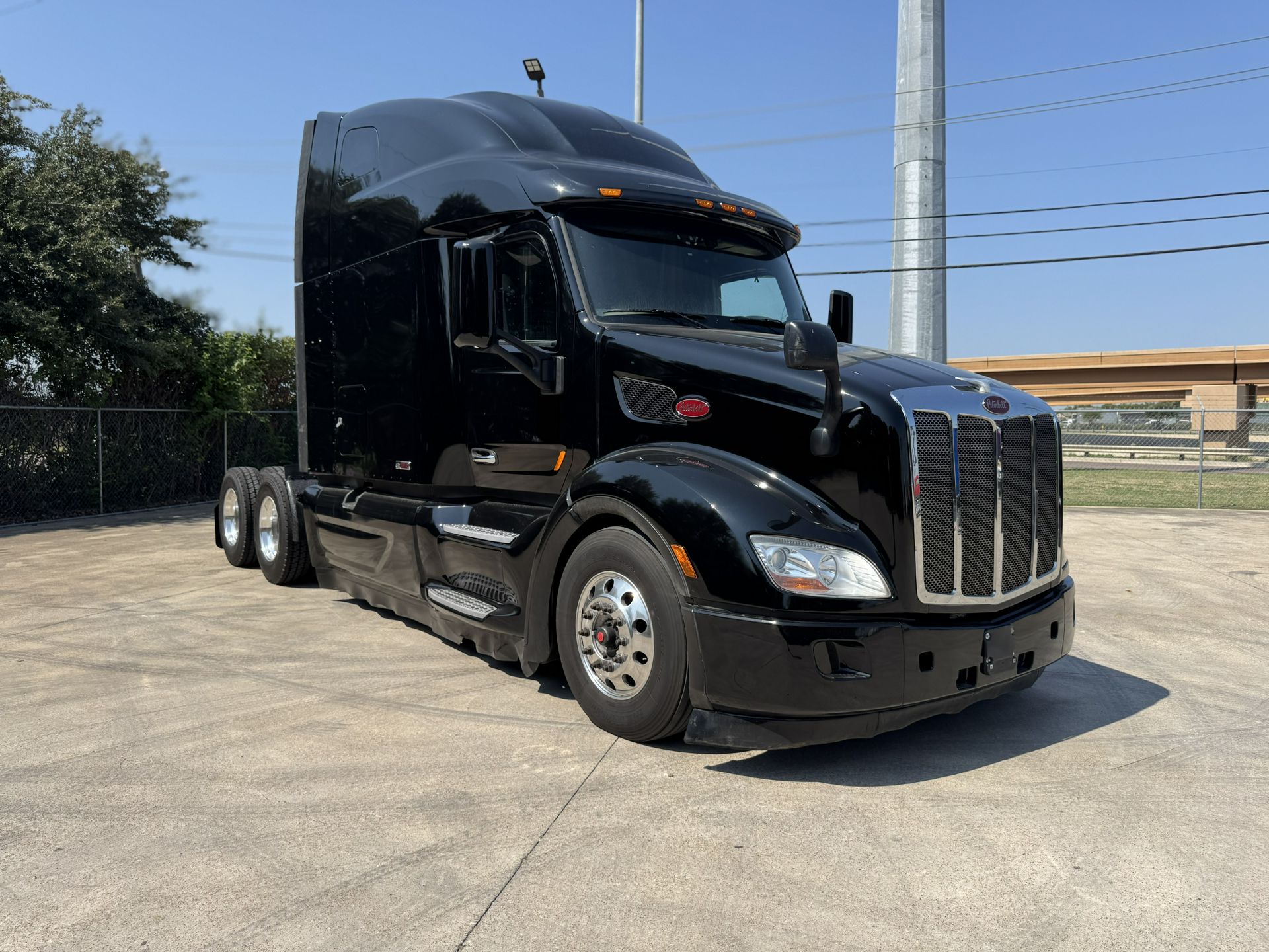 2022 Peterbilt 579