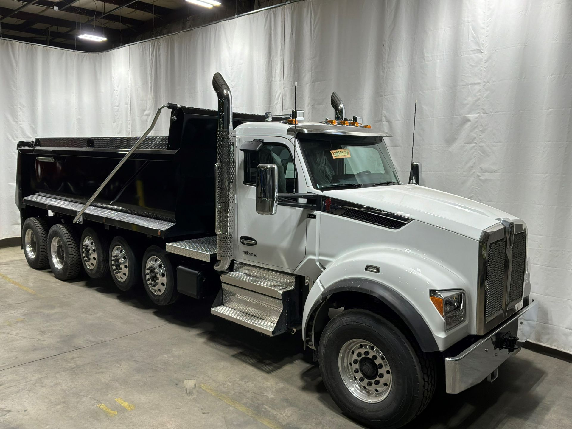 2026 Kenworth T880S PH