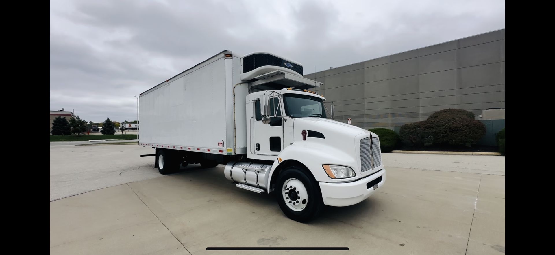 2021 Kenworth T270