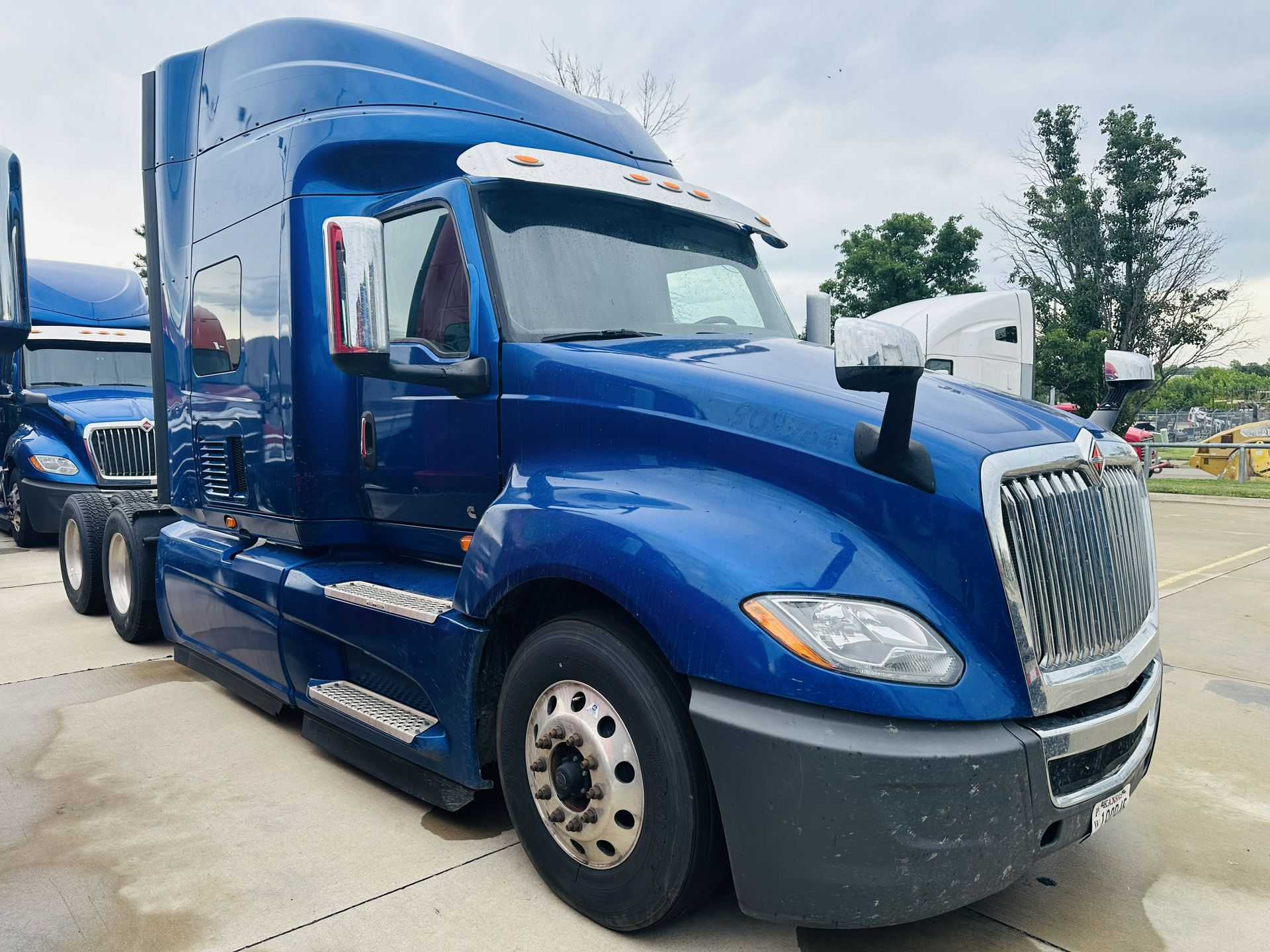 2020 International LT625